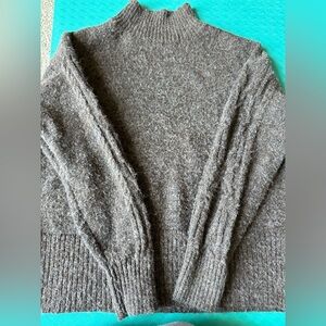 LC Lauren Conrad Gray Women's Sweater
